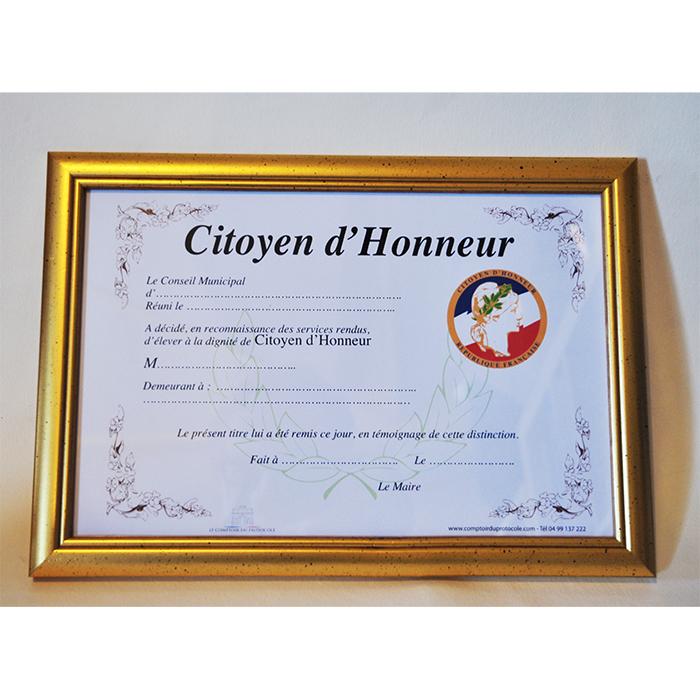 DIPLOME DE CITOYEN D HONNEUR avec cadre 20x30cm