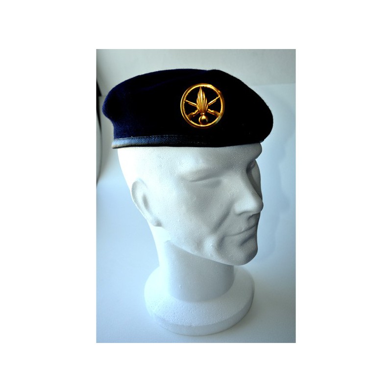 beret bleu marine