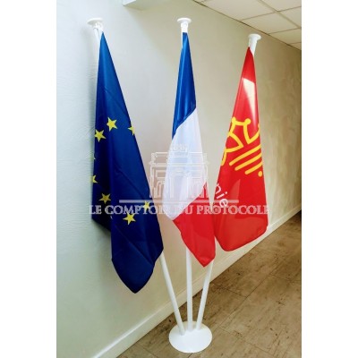 LOT DE 2 DRAPEAUX FRANCE EUROPE MAT ALU avec socle thermolaqué