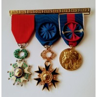 BARRETTE PORTE MEDAILLES ordonnance