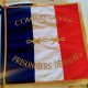 drapeau brodé honorifique 90x90cm