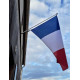 MAT DE FACADE AVEC APPLIQUE MURALE ET 1 DRAPEAU FRANCAIS