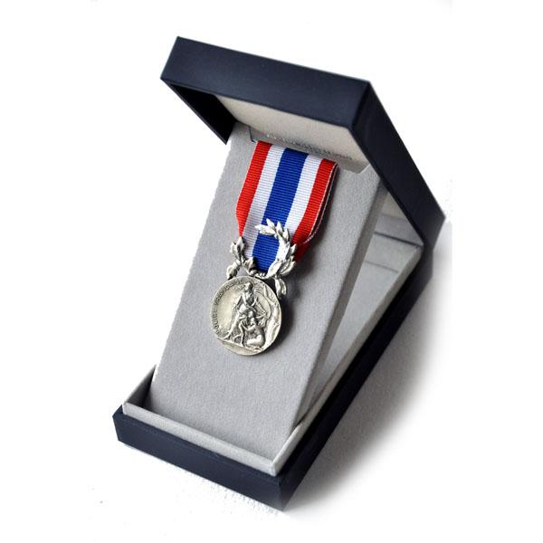 MEDAILLE HONNEUR DE LA POLICE NATIONALE argent