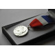 MEDAILLE DU TRAVAIL 20 ANS - métal argente