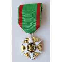 ORDRE DU MERITE AGRICOLE chevalier métal argenté