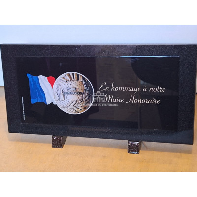 PLAQUE FUNERAIRE MAIRE HONORAIRE