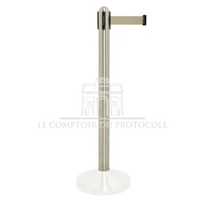 Potelet avec sangle rétractable