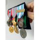 MONTAGE MEDAILLES PENDANTES support velours noir