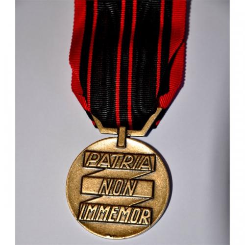 MEDAILLE DE LA RESISTANCE FRANCAISE chevalier ou officier