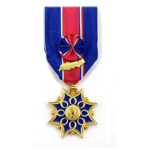 medaille d'honneur SANTE ET AFFAIRES SOCIALES or